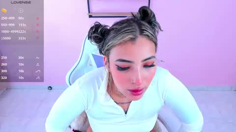 shantals online show from October 6, 11:53 pm