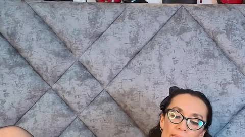 shantey online show from January 15, 8:37 pm