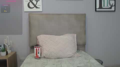 shara_rios online show from October 15, 1:46 pm
