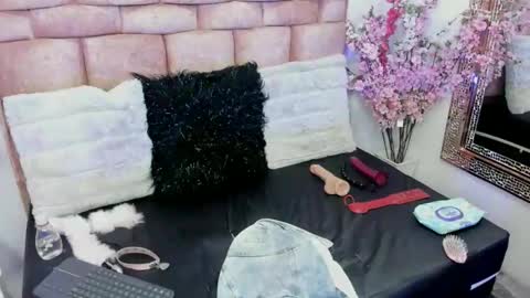 sharik noa online show from October 25, 8:37 pm