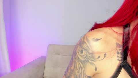 Hi fiends ---- I usually start online from Monday to Friday from 1000 am Saturdays and Sundays at 600 am Colombia time online show from January 3, 2:30 pm