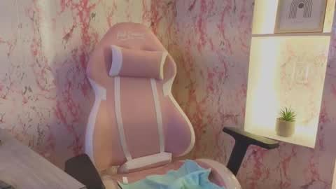 Sharon Curvvy online show from October 20, 4:59 am