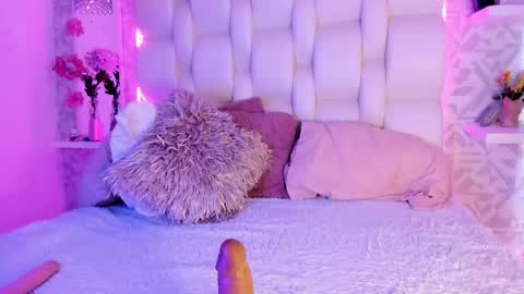 Sharon online show from February 10, 5:05 pm