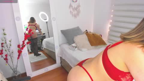Sharon online show from February 4, 2:43 pm