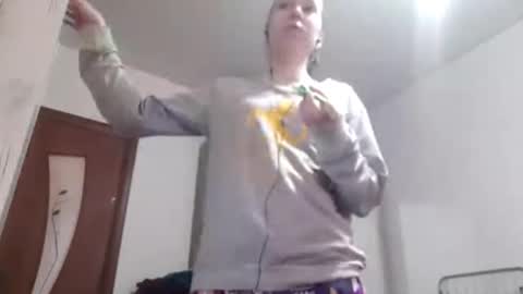 Annette online show from February 20, 9:00 am