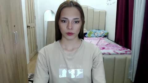 shawniee 3 online show from November 19, 2:22 am