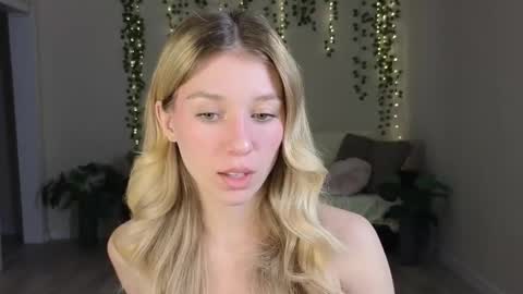 Snapshot of shawty_vi chatting on September 24, 5:17 am shawty_vi online show from September 24, 5:17 am