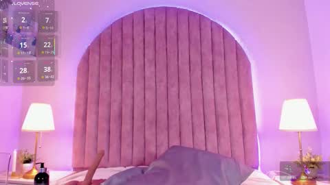 Shayla Davis  online 240 pm - 1000 pm online show from November 19, 10:21 pm