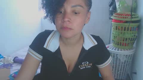 Shayna online show from May 21, 7:12 pm