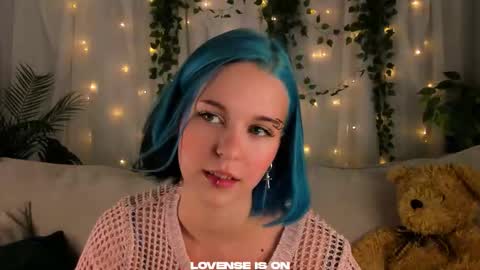 Anika online show from October 16, 1:14 pm