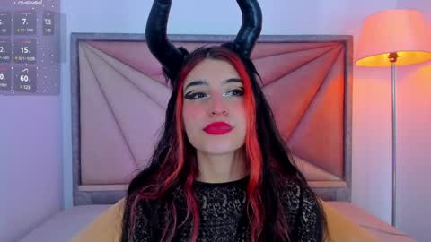 Shego  online show from December 6, 12:12 am