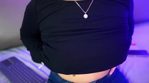  Transmission schedule Monday - Friday 715 am to 200 pm time Colombia  online show from December 20, 1:48 pm