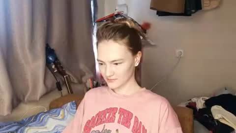 Ashley online show from June 11, 3:20 pm