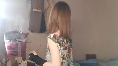 Ashley online show from June 9, 3:33 pm