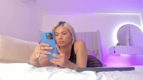 shelynna_azzul online show from January 29, 7:53 pm