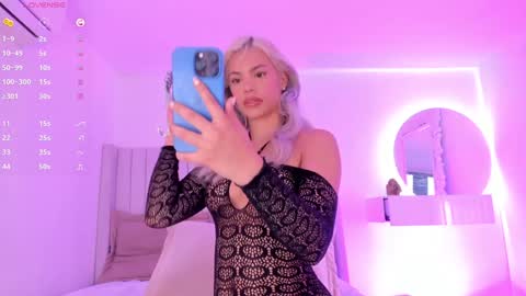 shelynna_azzul online show from December 20, 8:23 pm