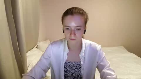 Jolyn online show from September 16, 5:32 pm
