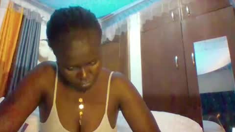 shi688759 online show from October 4, 8:57 pm