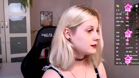 Snapshot of shinejoan chatting on September 23, 2:15 pm help me reach my first 25 thumbs up online show from September 23, 2:15 pm