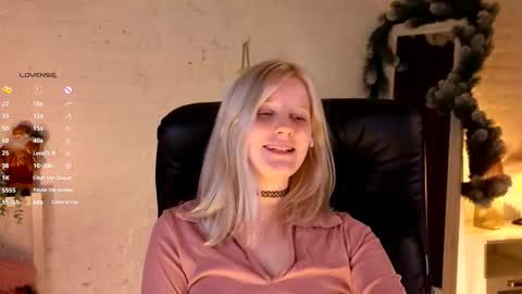 help me reach my first 25 thumbs up online show from December 4, 9:37 pm