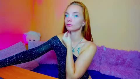 Alexis online show from October 17, 8:34 pm