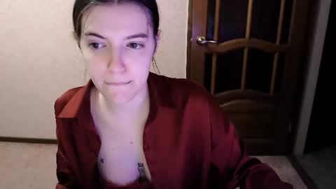 shiraha___rafieru online show from May 18, 9:32 pm