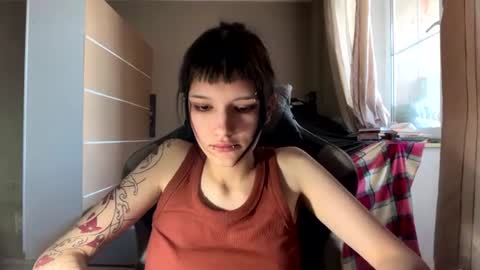 Nana online show from July 5, 1:50 pm