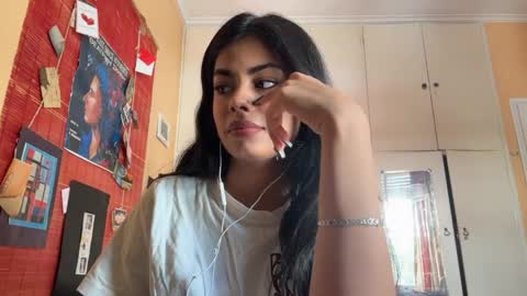 Karin online show from April 8, 11:01 am