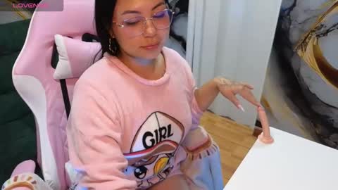 Shizuka online show from December 5, 4:12 am