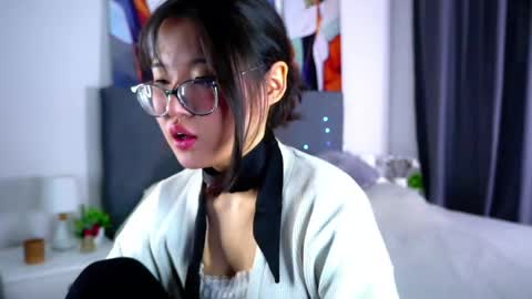 Naomi online show from April 5, 1:54 pm