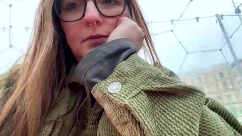 short sweetpea online show from February 20, 4:30 pm