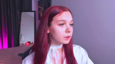 Aisha online show from April 29, 1:58 pm