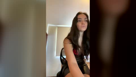 shylatinalove online show from May 29, 1:53 pm