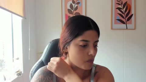 shylittlebunny online show from May 13, 5:19 pm