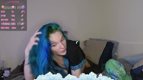 Hippie online show from March 17, 4:55 pm