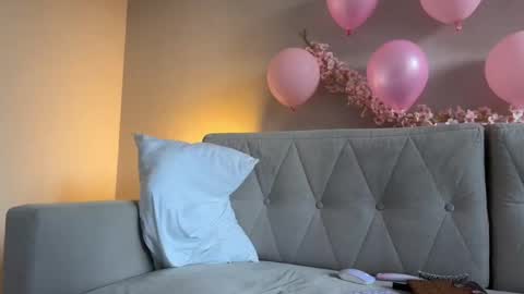 Amelia online show from May 9, 3:41 am