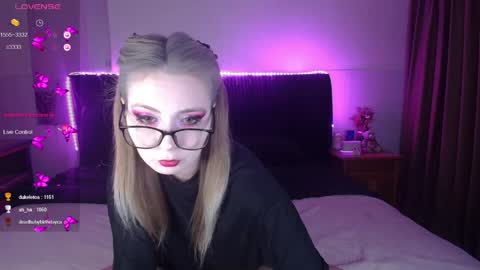 shysweetrish online show from May 8, 2:26 am