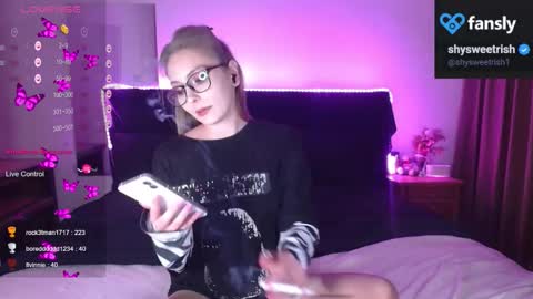 shysweetrish online show from October 8, 6:18 am