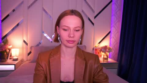 shyysiren online show from May 9, 1:02 pm