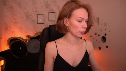 shyysiren online show from May 19, 6:20 am