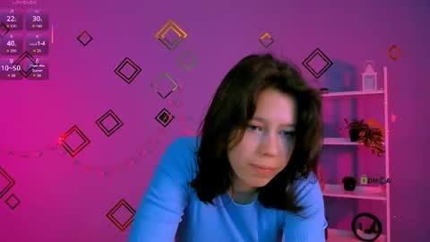 sia_moon1 online show from May 23, 11:25 pm