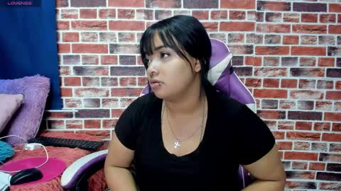 sienna_lux01 online show from May 13, 2:39 am