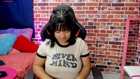 sienna_lux01 online show from May 15, 4:16 am
