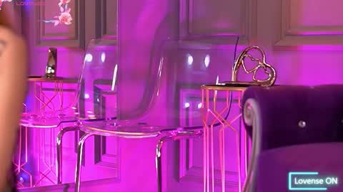 Sienna online show from October 30, 7:48 pm