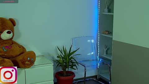 siennaluxexx online show from January 8, 2:48 am