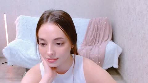 Sienna Mia online show from June 2, 4:57 am