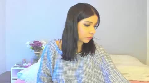 siirena online show from December 14, 8:36 pm