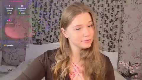 Chloe online show from October 17, 5:21 am