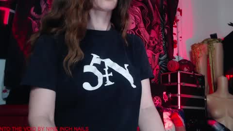 Allmylinkssilentmary666 online show from May 18, 12:31 am