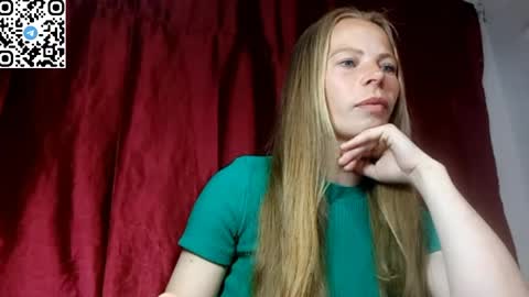 JULIANA online show from May 16, 8:30 pm